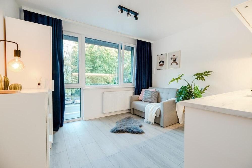 Nice Place on Batory Street