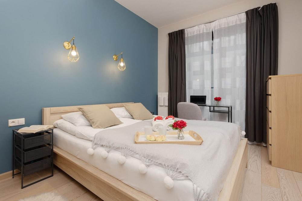 Warsaw Mokotow Chodkiewicza by Renters