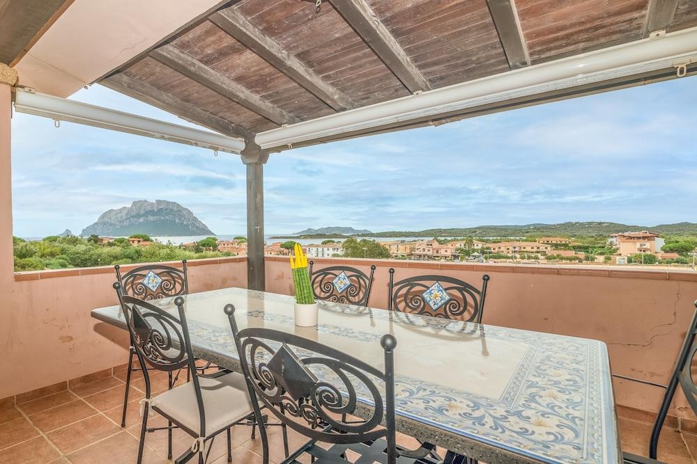 I Fari 48 600mt From the Beach