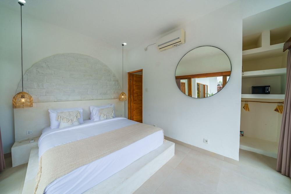 Villa Milos
