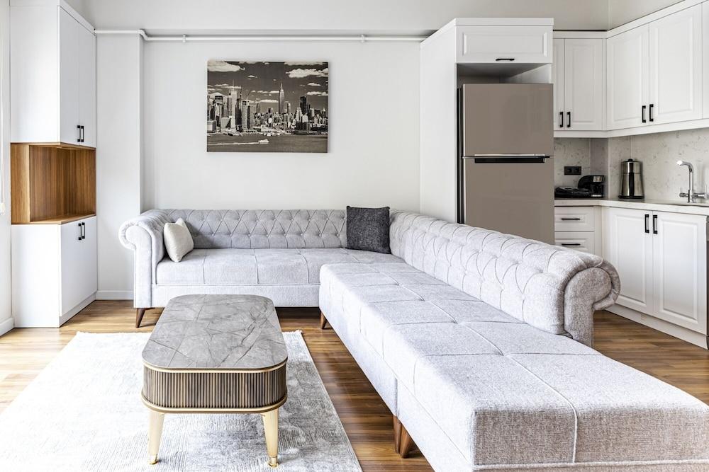 Comfy Flat in Sisli with Central Location