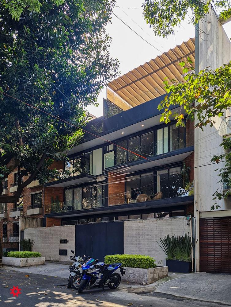 Villa Socrates by Kukun