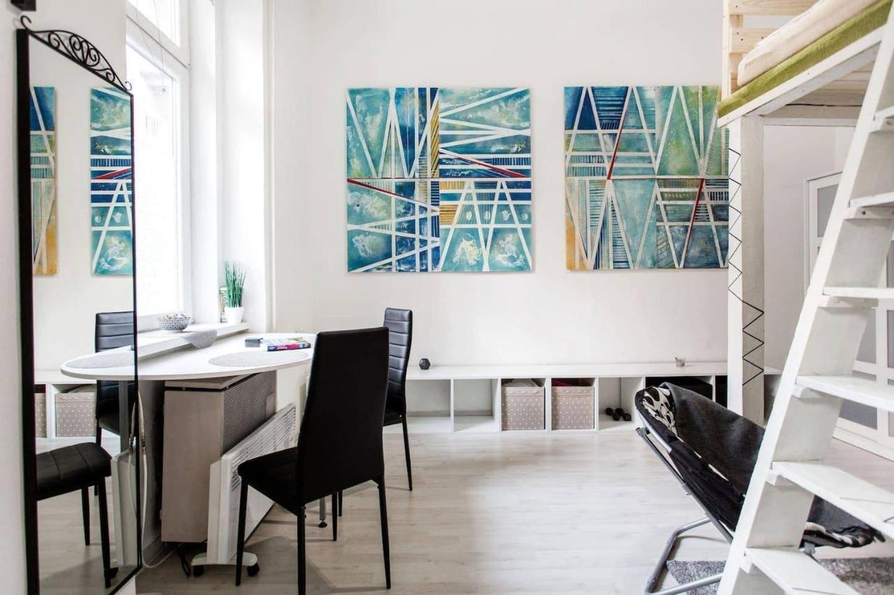 Cosy Studio Apartment with Airconditioner (Adults Only)