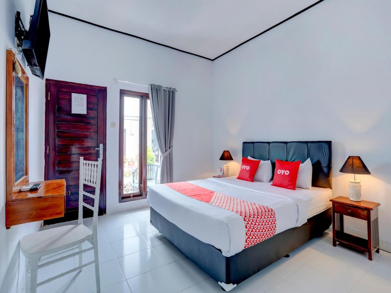 Bahtera Guest House by Oyo Rooms 1