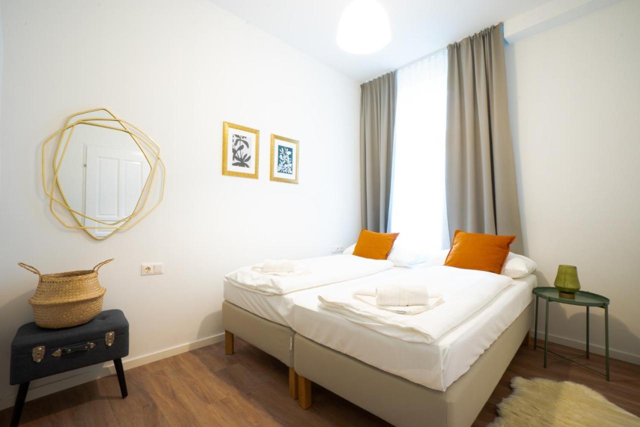 Bright Boutique Apartment Located 15 Min From Stephansdom 2