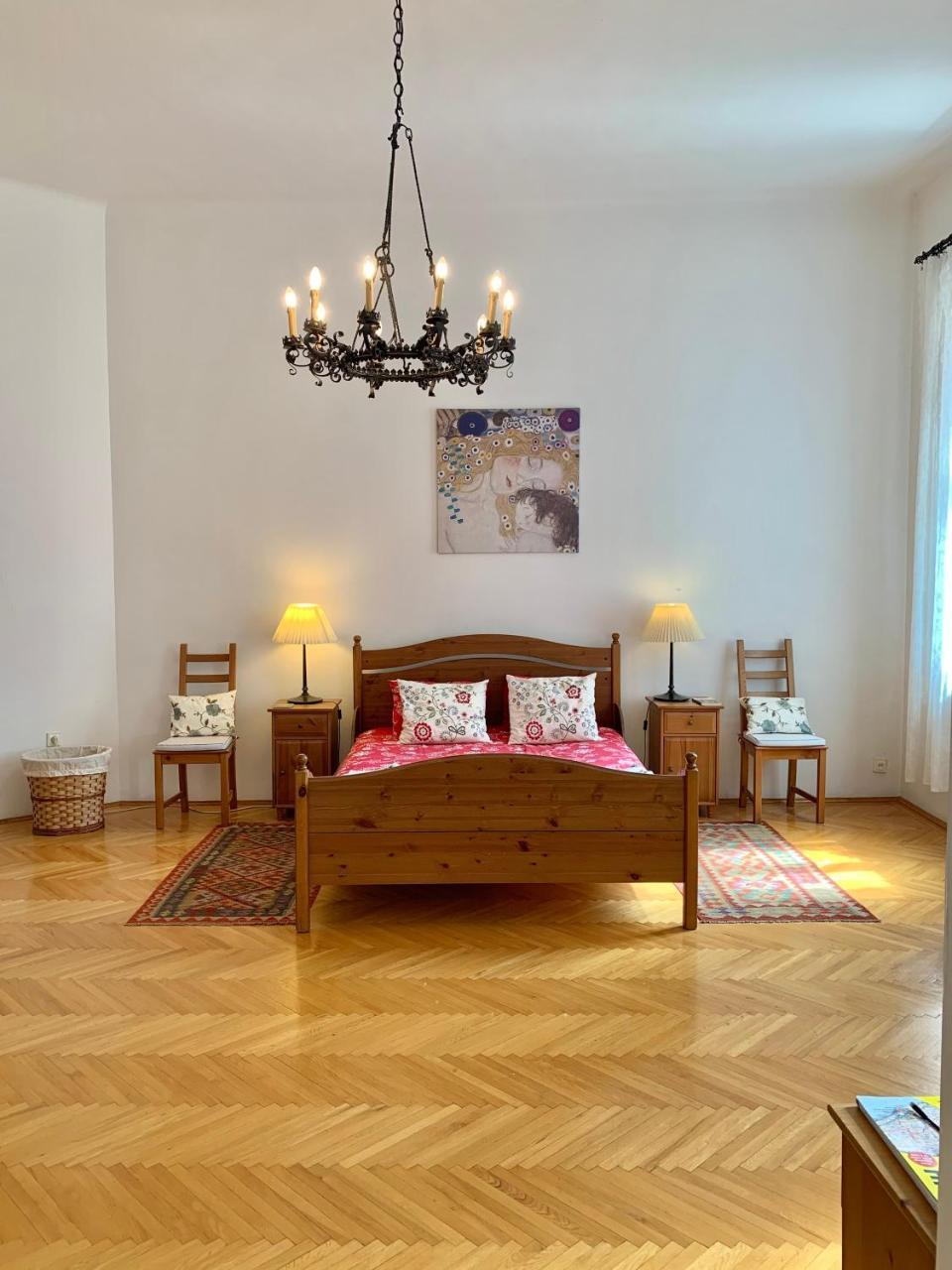 Central Budapest Apartment Vaci Utca