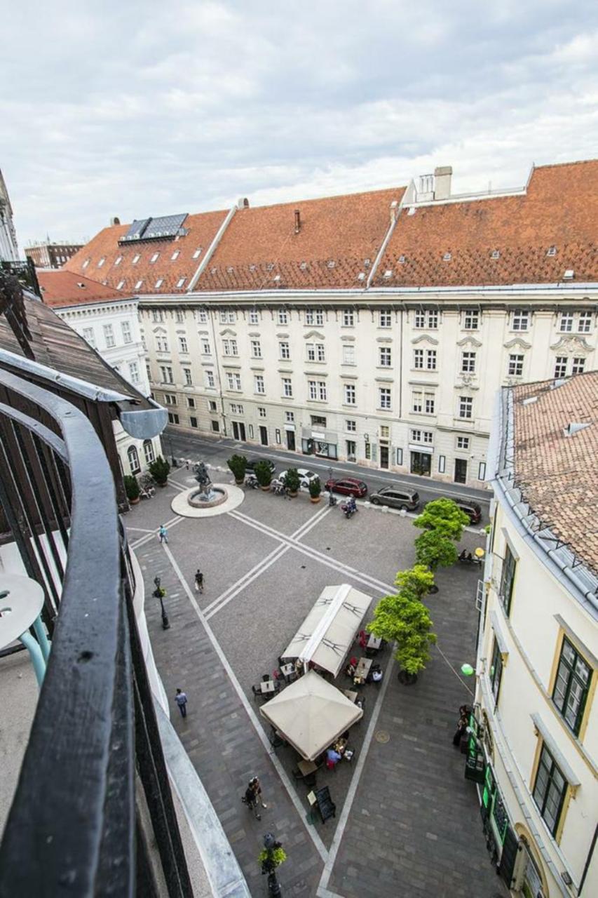 Pedestrian Apartment, the Best Location 1