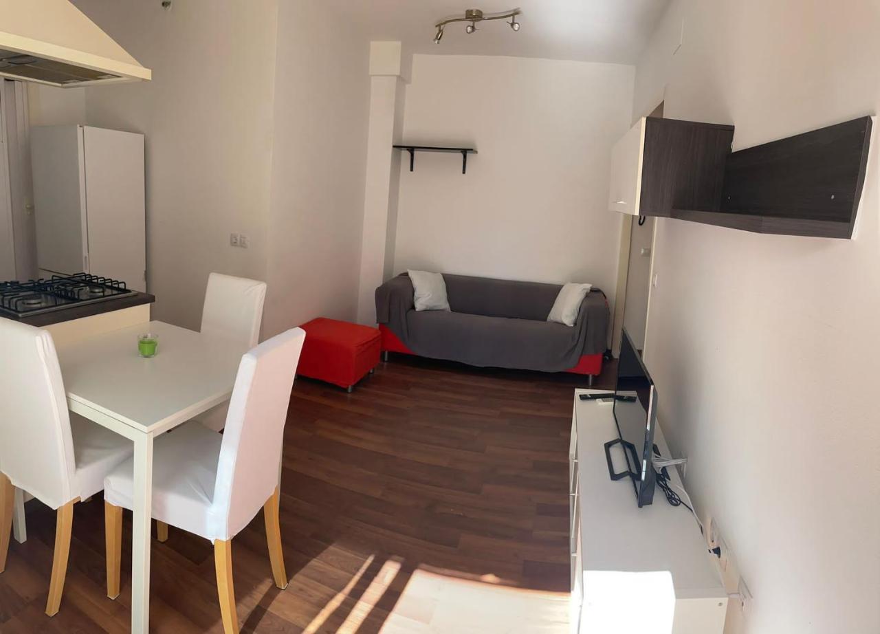 Apartamento Con Gran Terraza Cerca de la Playa 2