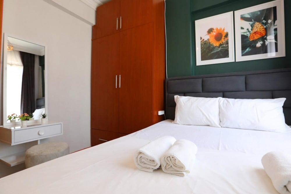 Stylish And Convenient Apartment in Sisli 1