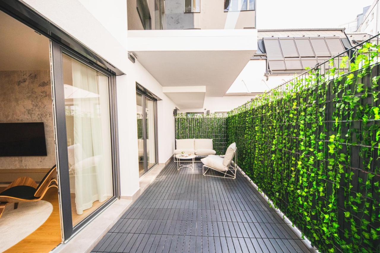 Urban Unit - Nearby City Center 1