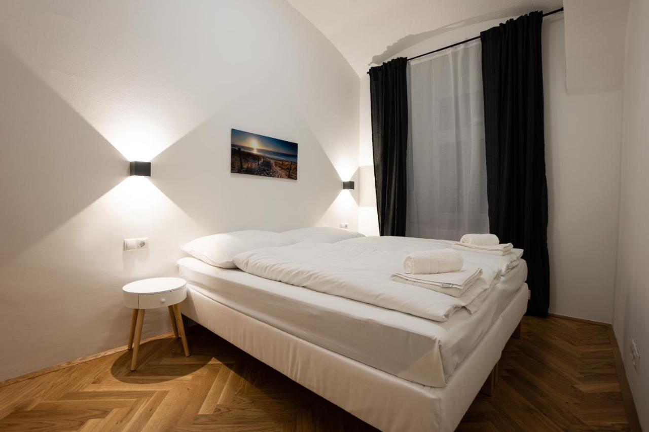 Modern Hotel-Styled Apartment in the Second District of Vienna.