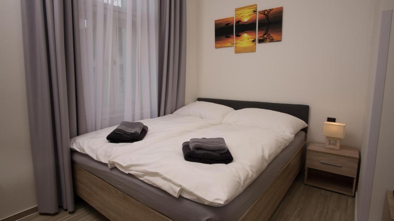 Apartment Continents Nearby Main Train And Bus Station