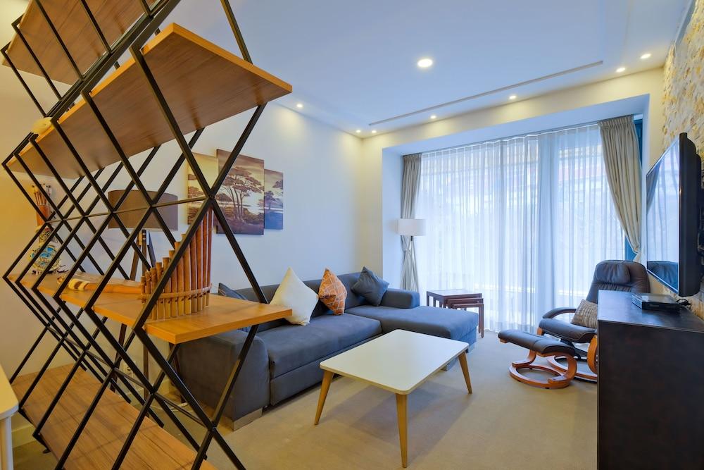 Petek Residence by Newinn 2