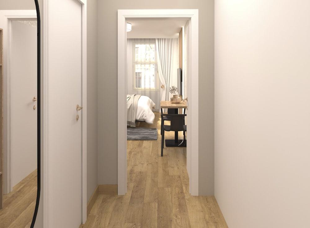 Theatre 9 Apartment by Adrez Living 2