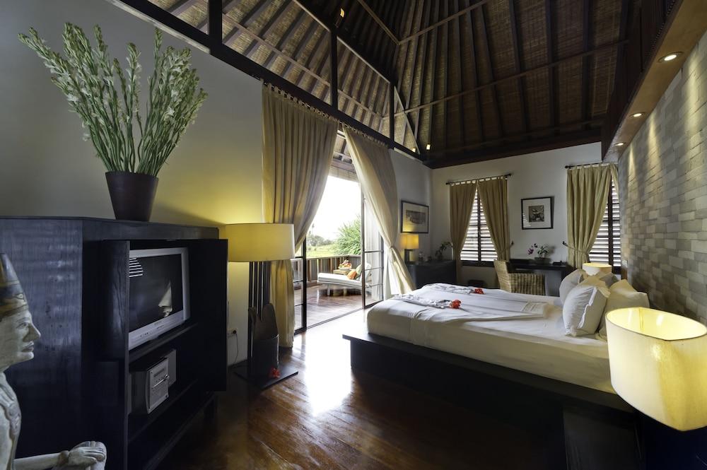 Aventus Luxury Beachfront Villa Gianyar 2