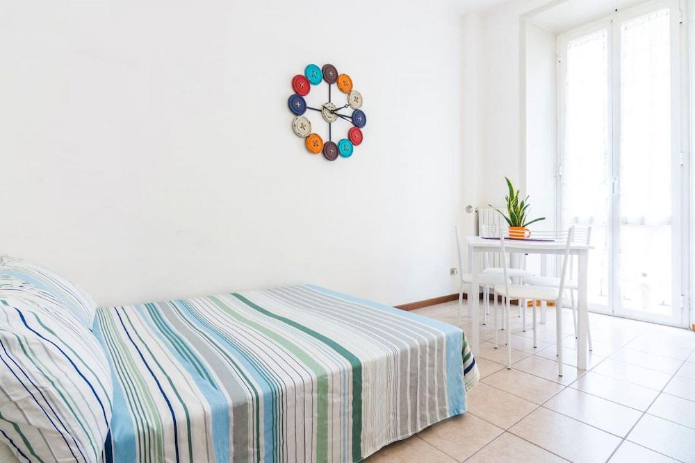 Flat Near Central Station Milan 2