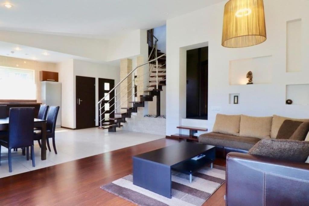 3-Bedroom Villa Surrounded by Beautiful Nature