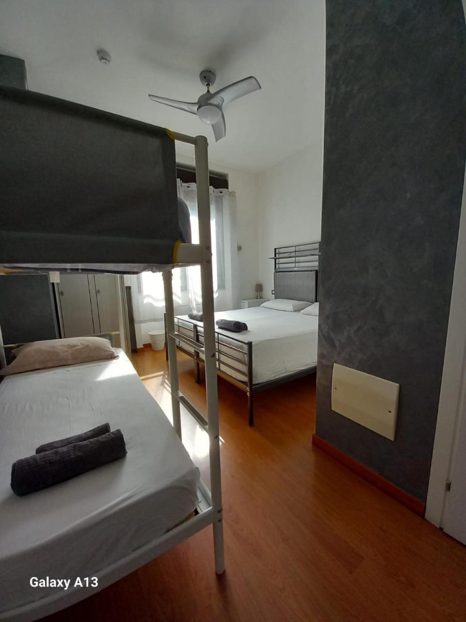Atmos Luxe Navigli Hostel & Rooms 2
