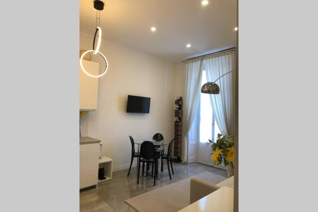 Casa Alberto Da Giussano, Elegante Bilocale in Centro Con Balcone Sul Parco 1