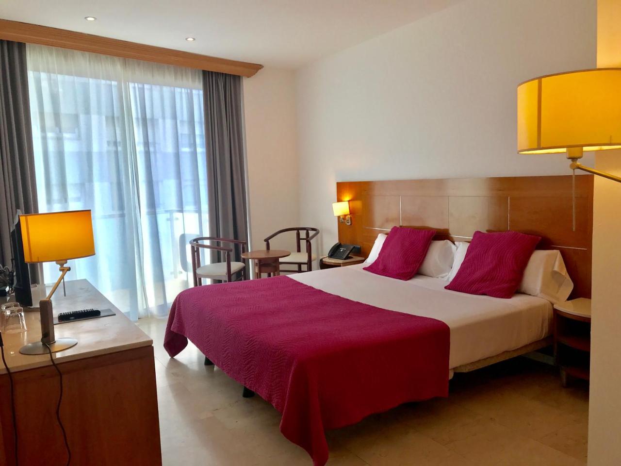 Hotel Calasanz (Adults only)