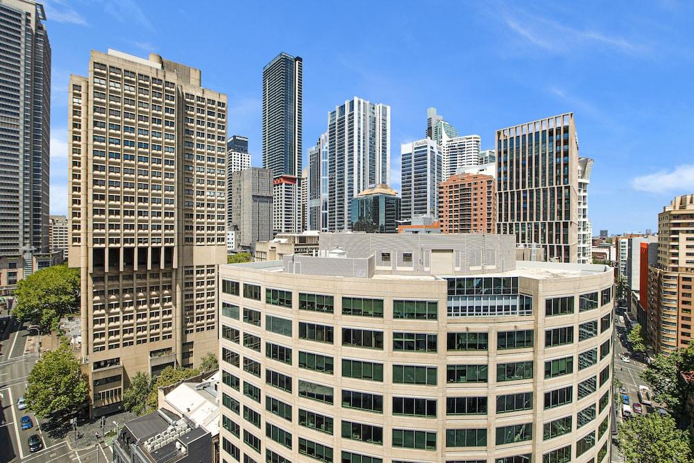 Sydney Hotel Harbour Suites 2