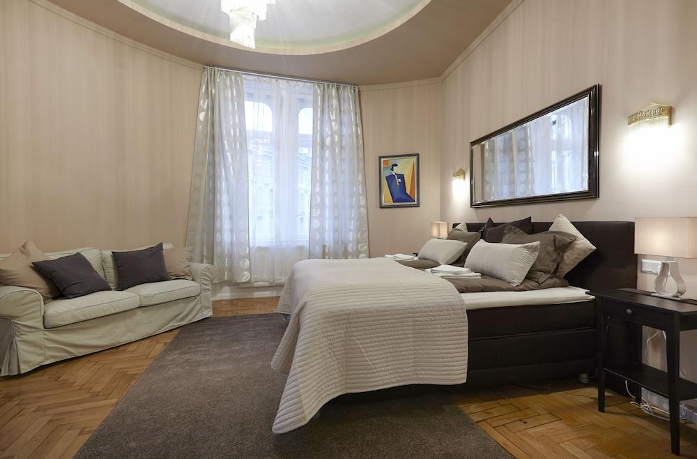 Urban Flats Vienna City Center 2