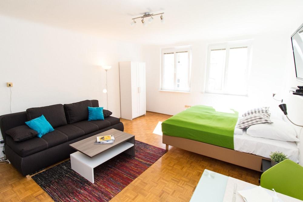 Checkvienna - Apartment Jenullgasse 1
