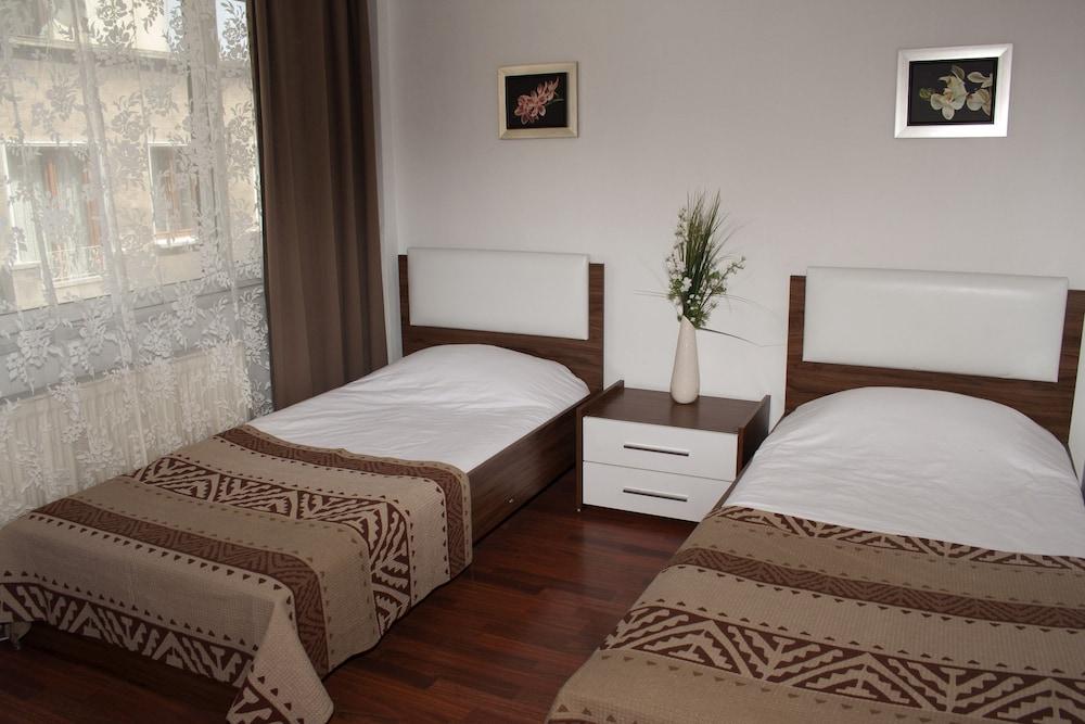 Happy Homes Galataparts