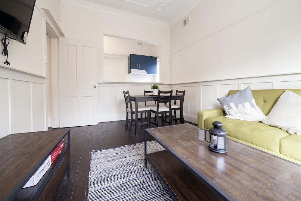 Myhoyoho City Views Apartments