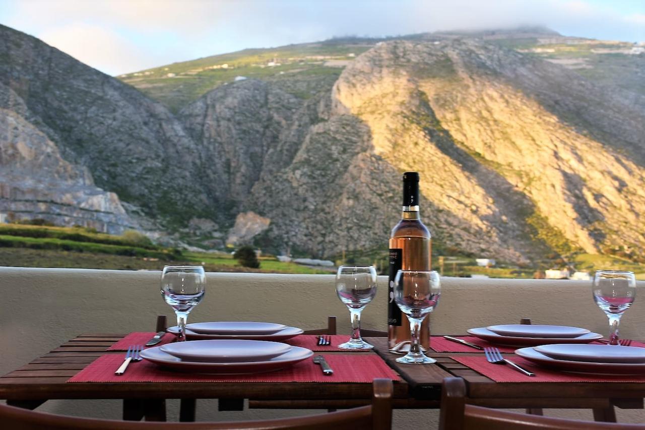 Theoni's Santorini Views