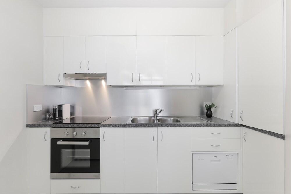 The Little Darling of the Harbour 2