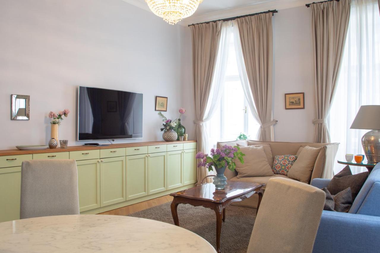 Stilvolles Apartment in Zentraler Lage 2