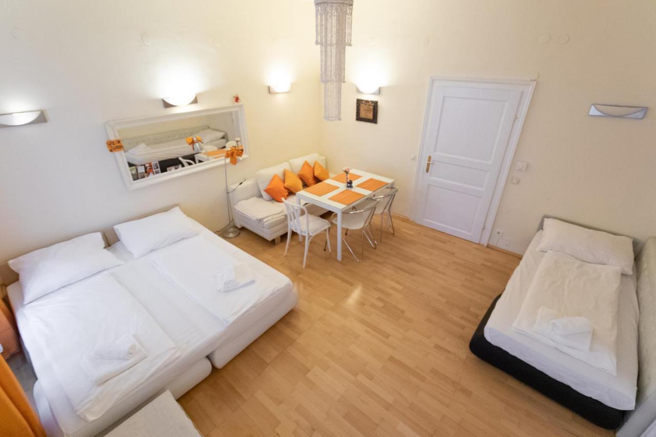 Central Garden Apartments 2