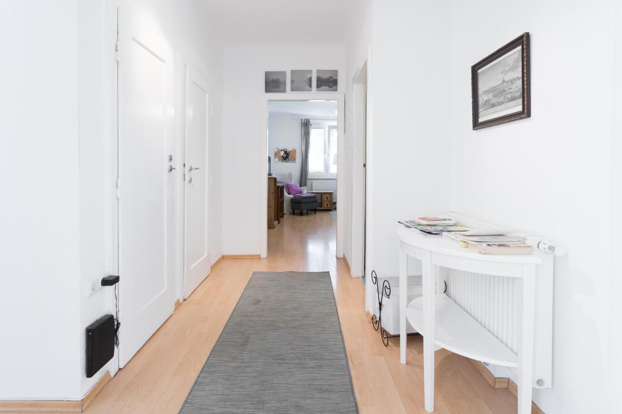 Gorgeous Hideout | City Center Apartment 2