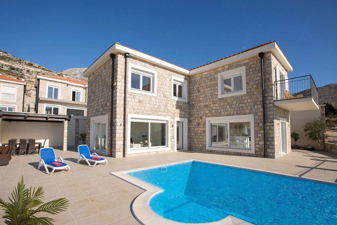 Luxury Villa Price with Private Pool Near Dubrovnik 1