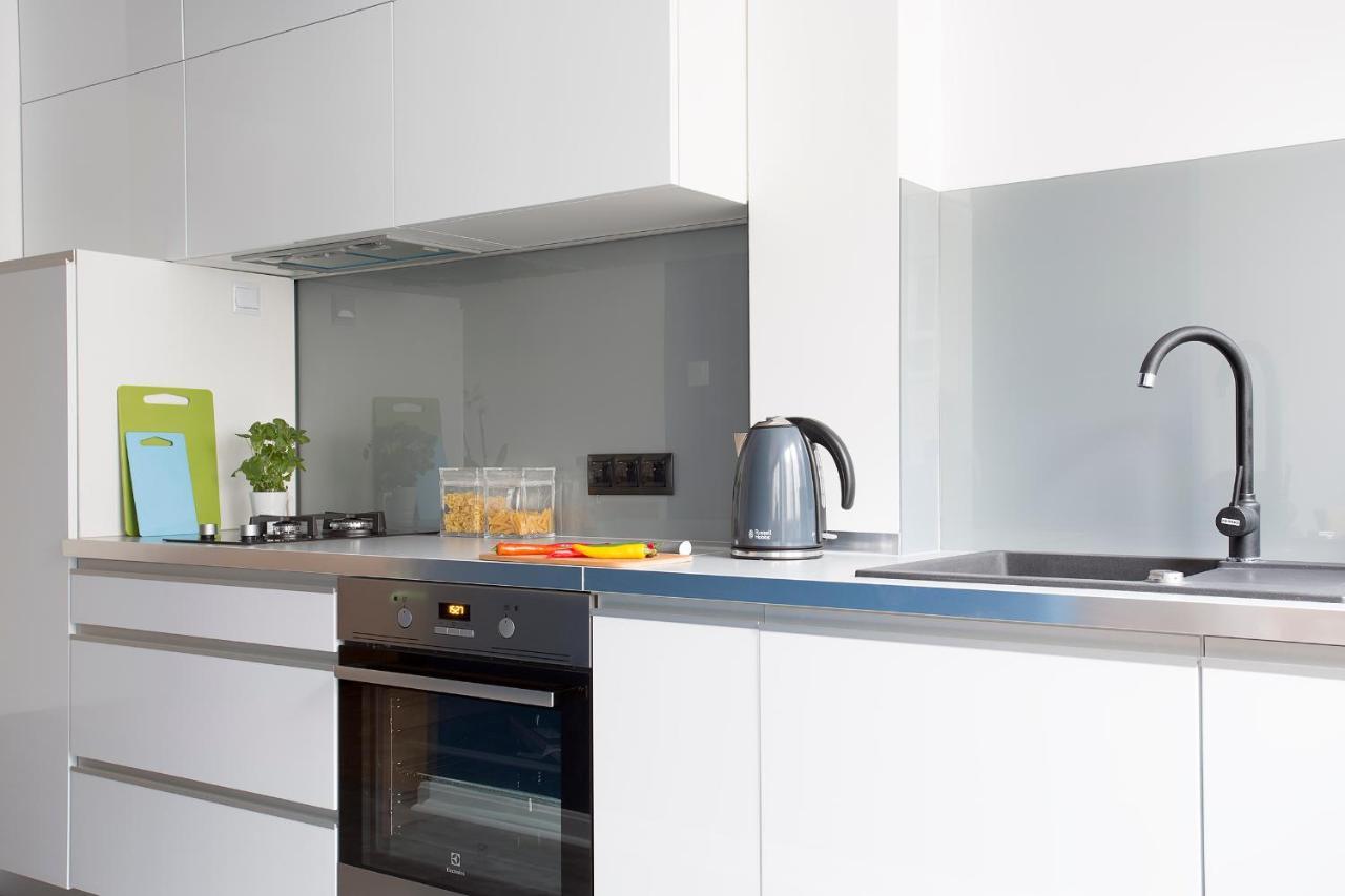 Nowogrodzka 38 Serviced Apartments 1