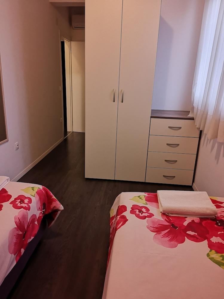 City Apartments Lani 2