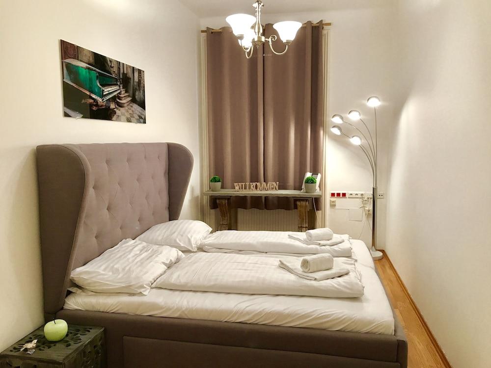 United Homes Apartments Vienna 2