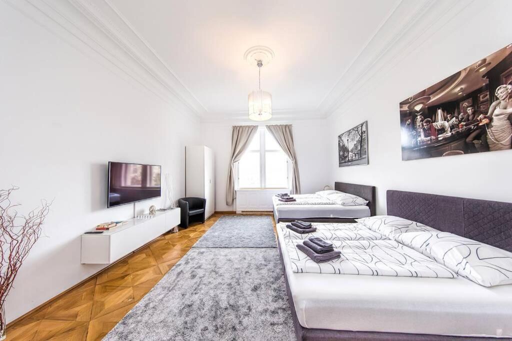 Apartments Rudolfsplaz 1