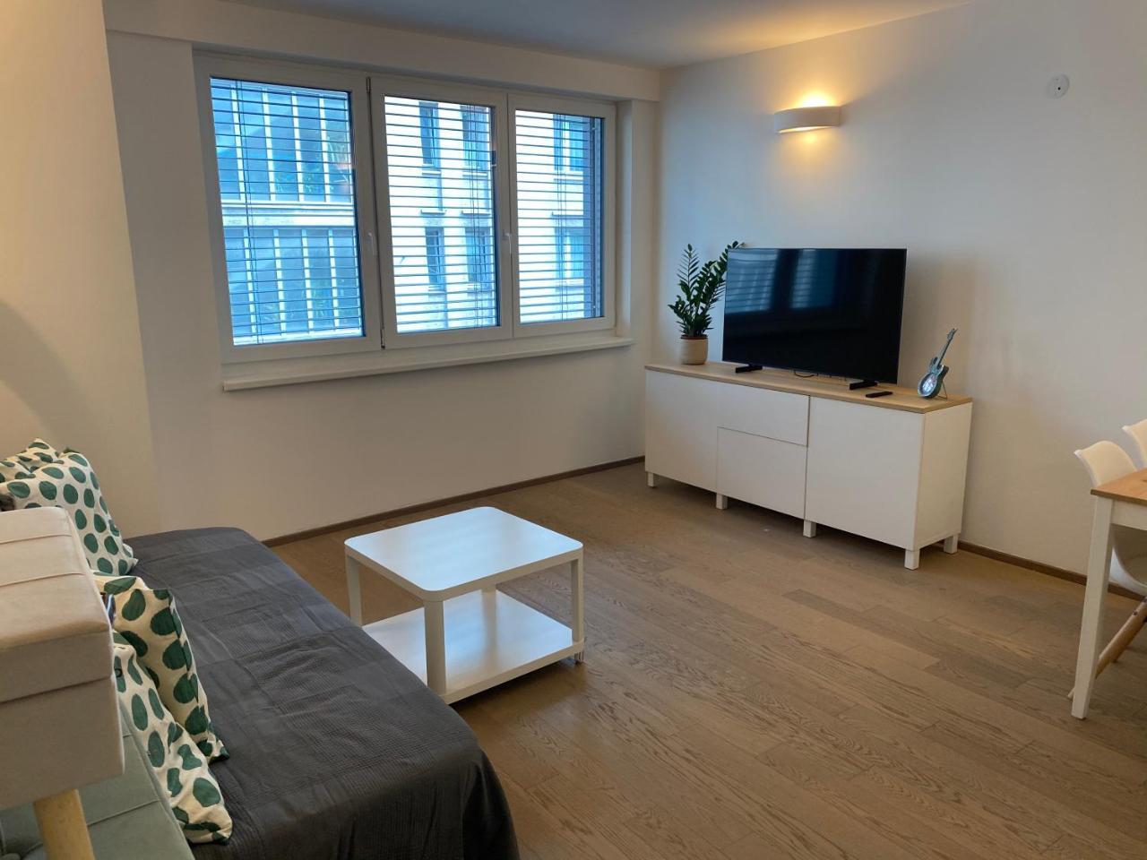 Immersed Into Vienna's City Life And Yet a Retreat 2