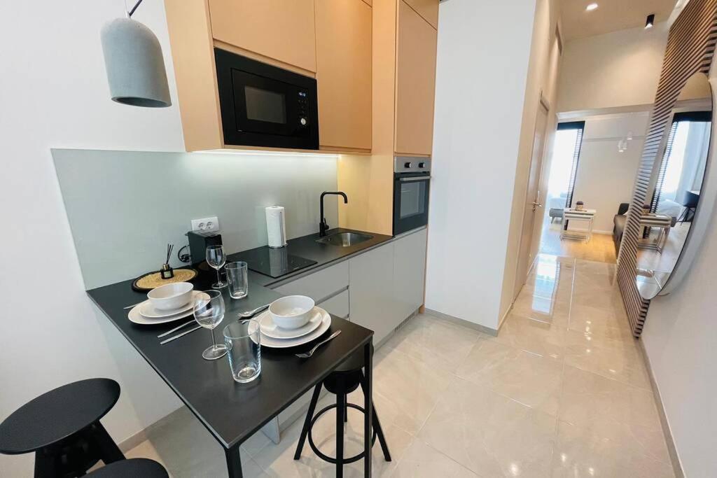 Zeus Design Apartments Unique #36 1