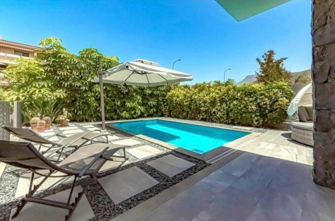 Luxury Villa Tropical Private Heated Pool 1