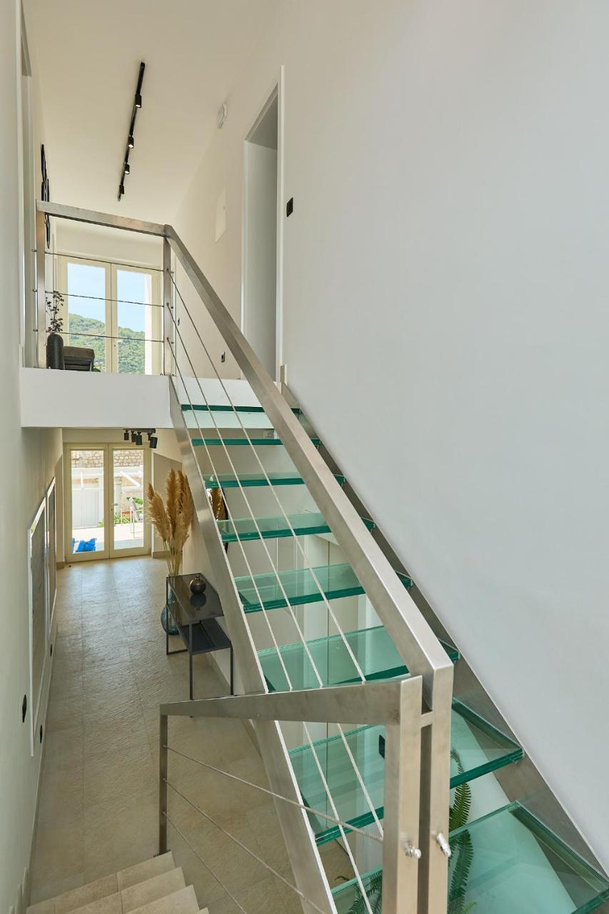 Hedera Estate, Villa Hedera III 1