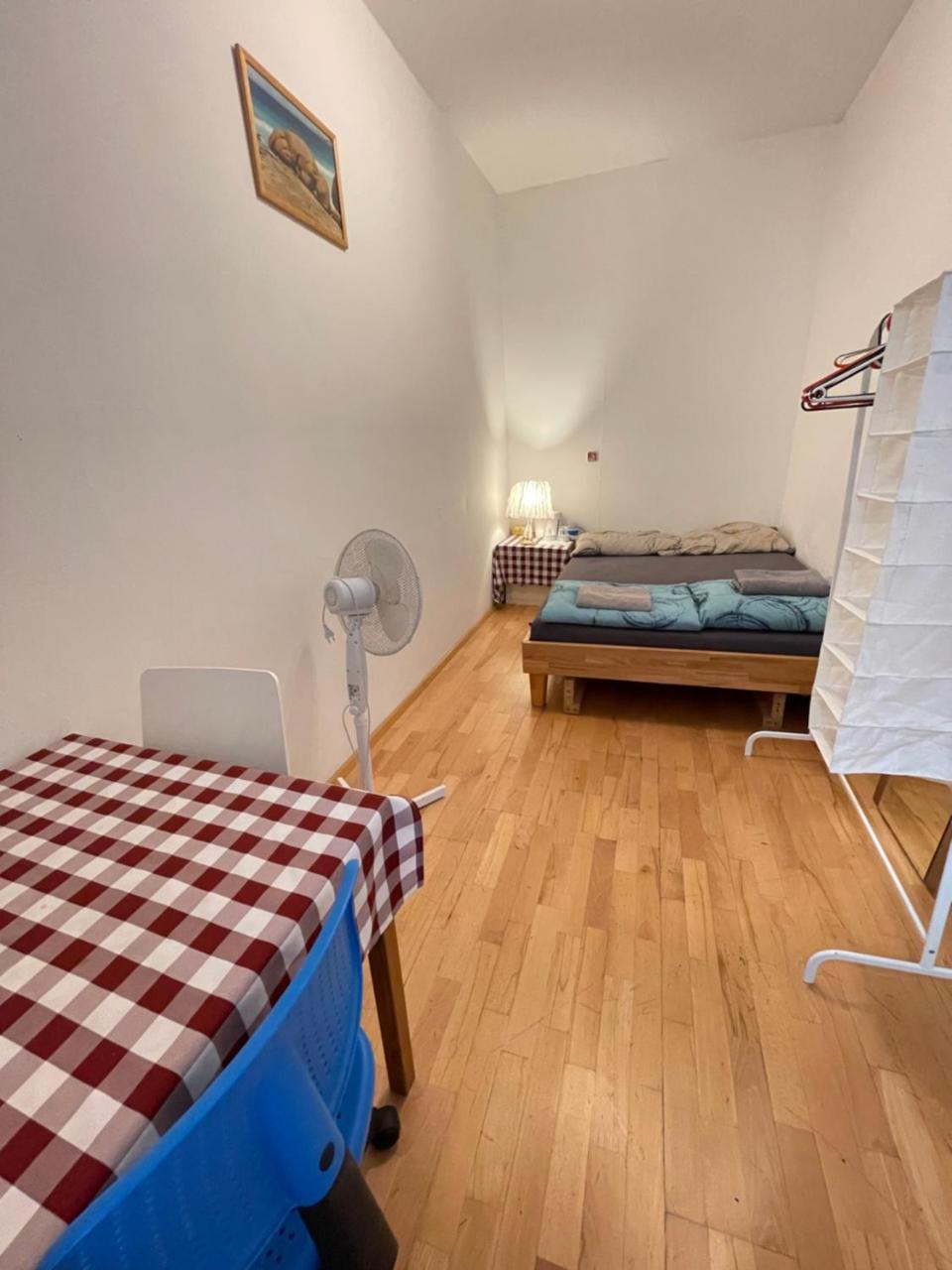 City Apartment And Rooms 1