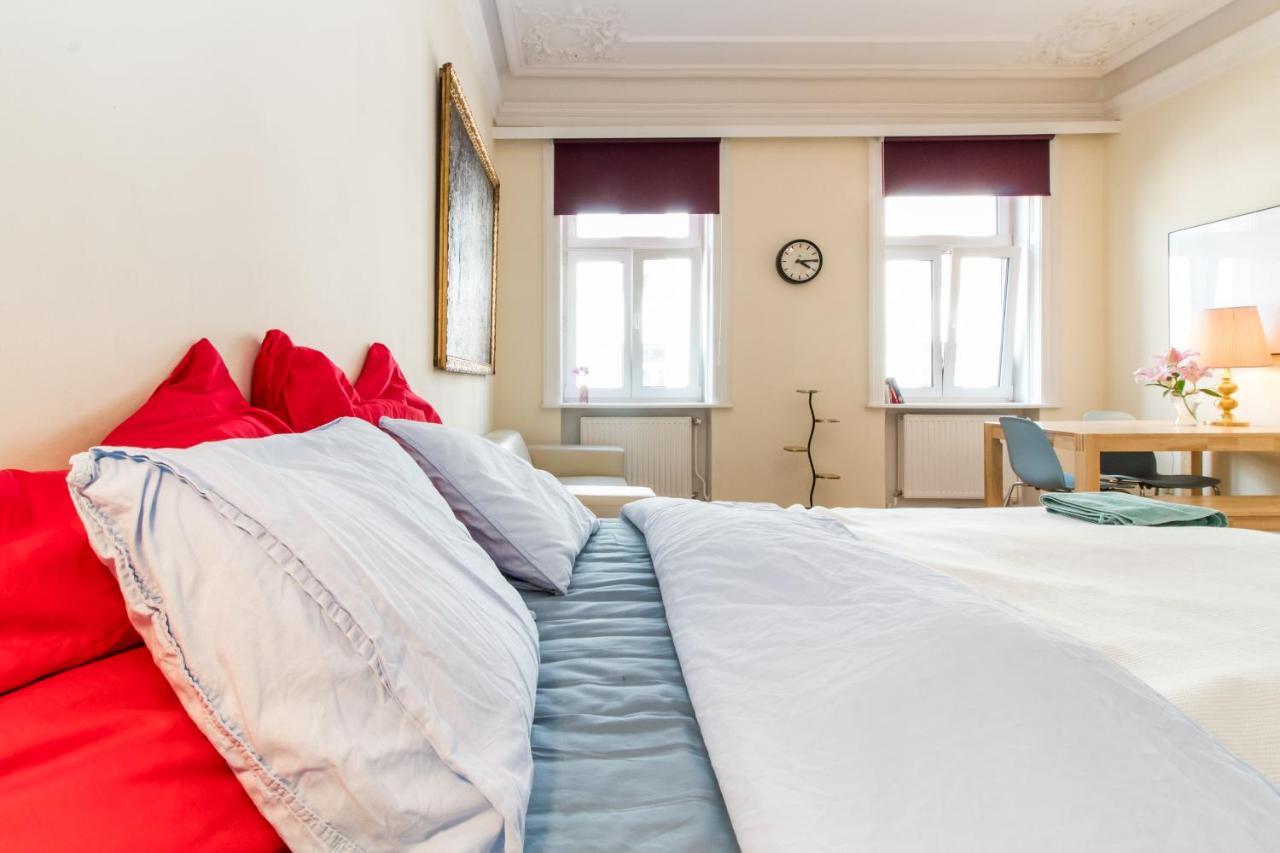 Elegant, Stylish Studio in the Heart of Vienna! 2