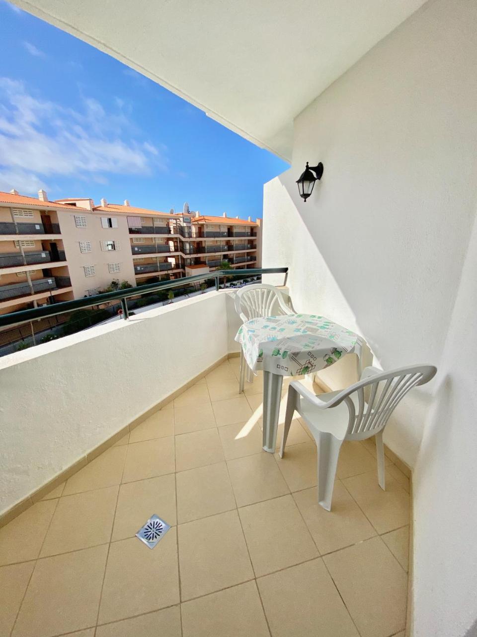 Summerland VIP Studio Sea & Pool View 2