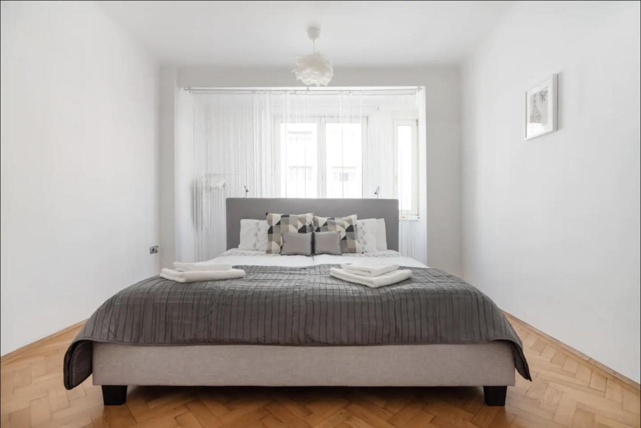 Balcony Oasis Operastreet (Adults Only) 1