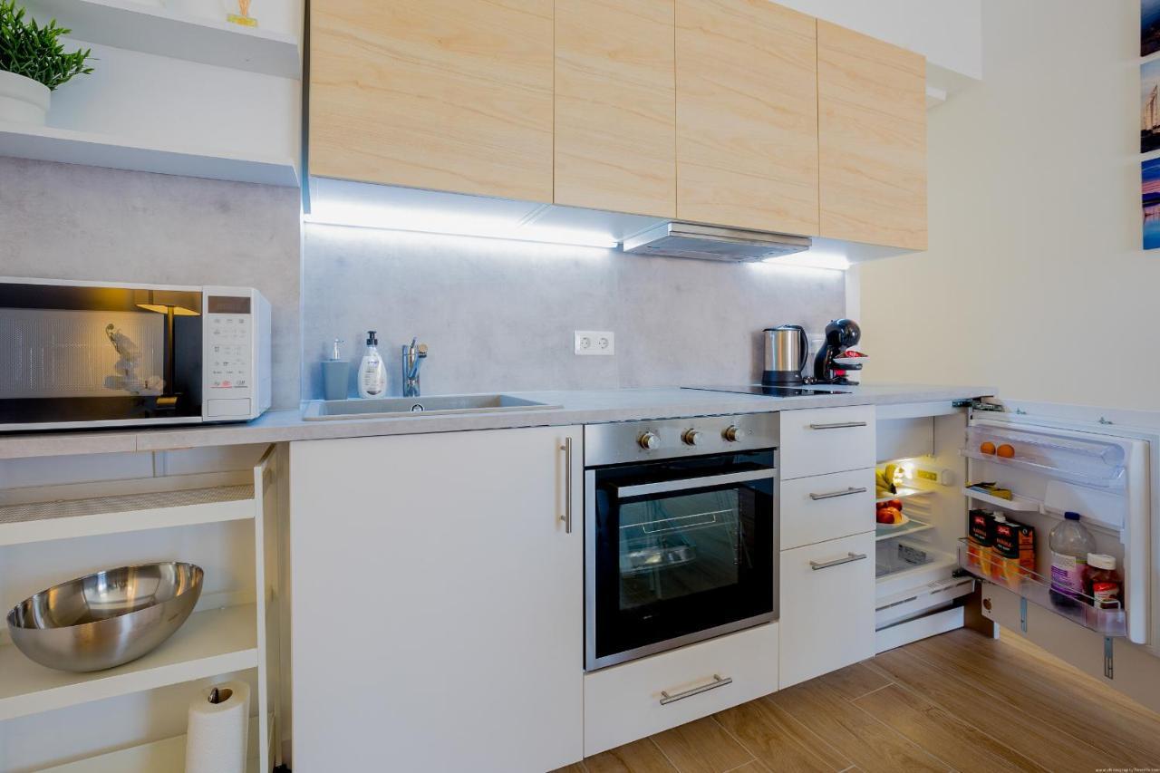 Bright & Stylish Apartment in Chipeque, Los Cristianos 2