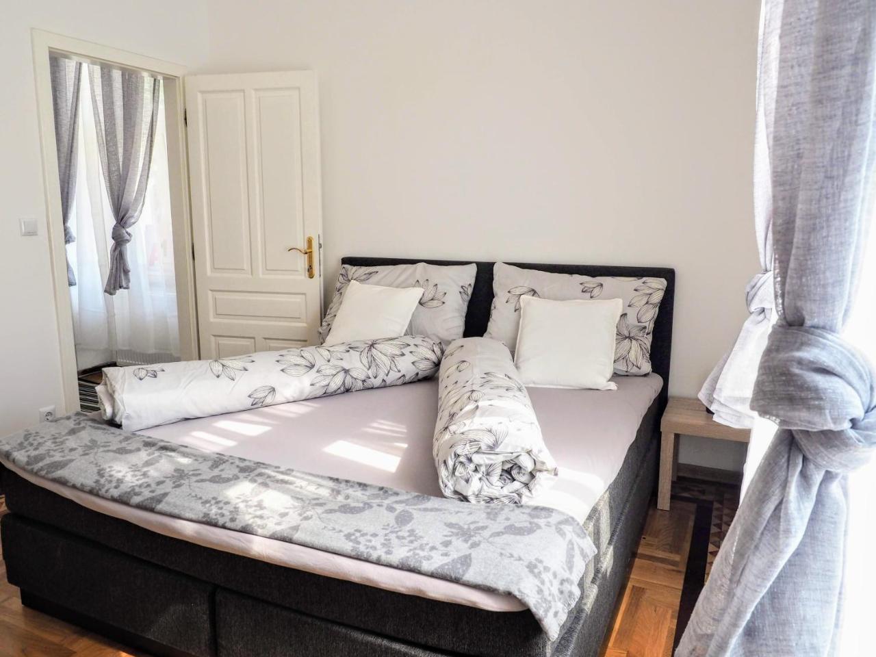 City Villa Schonbrunn Apartments - Contactless 24h Check-In 1