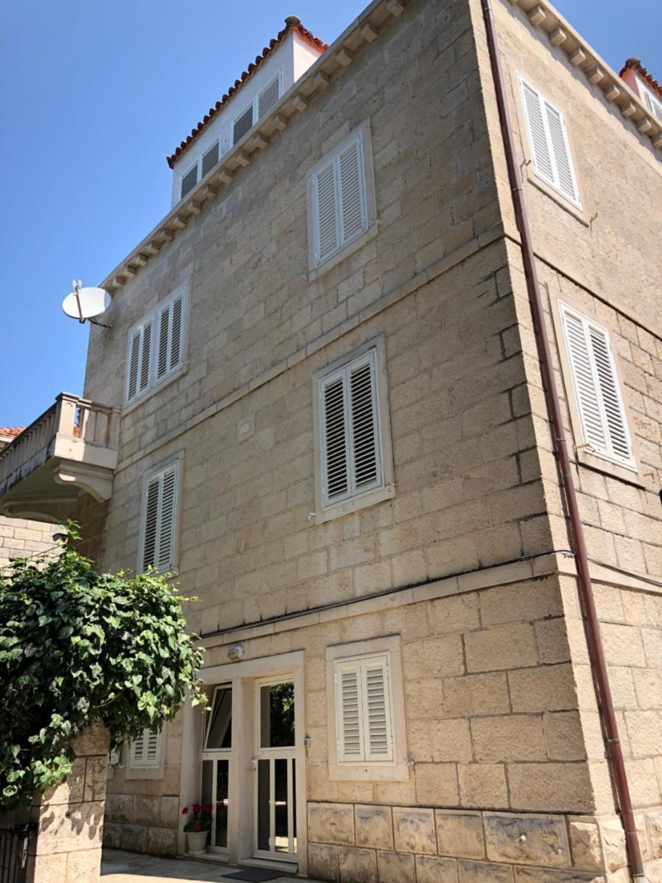 Stone House Apartment 1